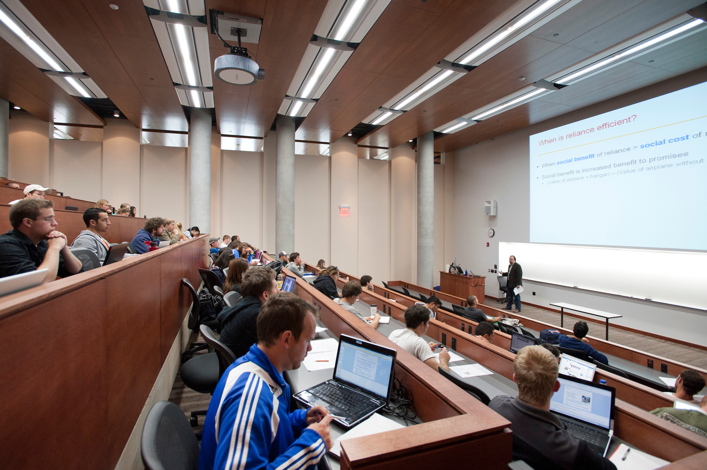 inside an econ lecture